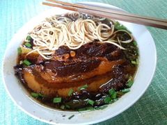 -小龙大肉面馆