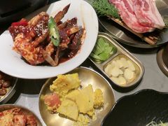 -草家酱蟹炭火烤肉店(珲春南路一店)