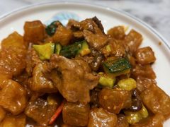 -李连贵熏肉美食酒楼(东市商贸店)