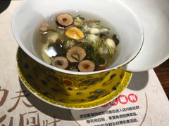 八宝茶-功夫小龙虾·烧烤·江湖菜(金沙洲店)