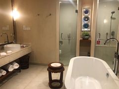 -三亚亚龙湾雅高美爵酒店