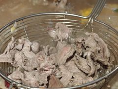 -潮汕三宝鲜牛肉火锅