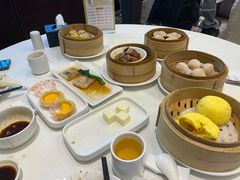 -万龙洲海鲜(大兴绿地缤纷城店)