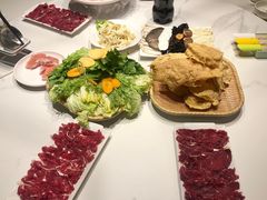 素菜拼盘-犇鼎牛潮汕牛肉火锅(新辰里学清路店)