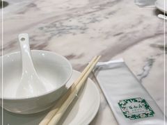 -香港百合居(LCM置汇旭辉广场店)