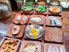-银米·云南传统过桥米线(双廊黑金冠店)