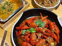 干炒牛河-水浒湘西小串烧烤(西村店)