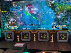 -爱玩嘉年华(龙湖曲江天街店)