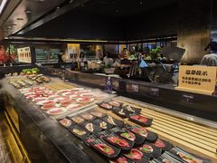 -钱小奴海鲜自助黑金店(杭州滨江龙湖店)