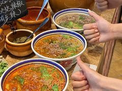 -云阿蛮云南生烫牛肉米线(奉贤路店)