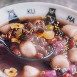 想吃芋圆不巧家里什么材料都有，不就是糖水吗