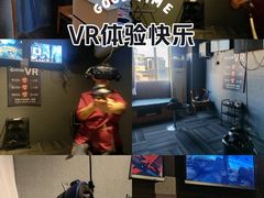-VR 间客漫·PS电玩·虚拟现实包间游戏电竞(街道口店)