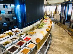 自助取餐区-粤海璇宫·木棉花高空旋转餐厅·聚会派对