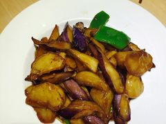 -关东小磨东北菜(上海长风大悦城店)