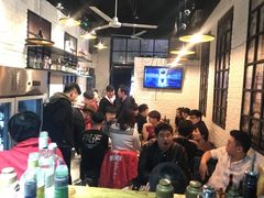 大堂-杯莫停小酒馆