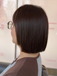 -一東造型烫发染发