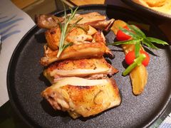 -春树下·树屋花房西餐厅(罍街AS1980店)