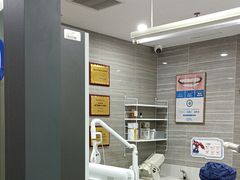 -上海仁爱医院口腔科 · 种植