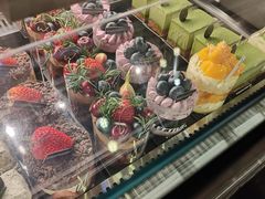 -W COLLECTIVE  DESSERT SHOP