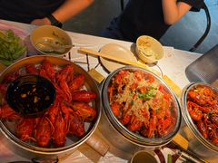 -巴厘龙虾·榜首油焖大虾(音乐学院·沿江酒馆店)