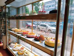 面包甜点陈列柜-爱德顺糕点食屋(利民道店)