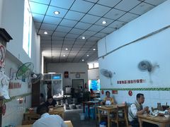 -雷祖芳老妈蹄花店