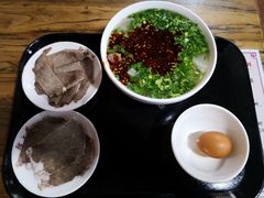 -陇上全荟兰州传统牛肉面(延吉路店)