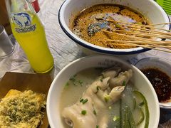 -十一街苍蝇馆子转经消江湖菜(九眼桥十一街店)