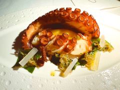 昆布黄油烤章鱼-壳里西餐厅Coquille Seafood Bistro(蒙自路店)