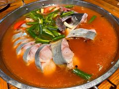 -亮欢寨酸汤鱼(沙冲路店)