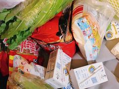 -家乐福(四元桥购物中心店)