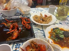 -松哥油焖大虾.小龙虾.黑鸭煲(海岸城店)