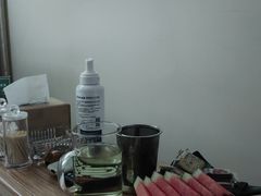 -良子足疗按摩