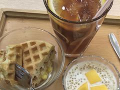 -佰搭果·广式茶餐厅(西华路店)