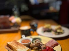 -JINNS锦时 steak&pizza(浸信会礼拜堂旧址店)