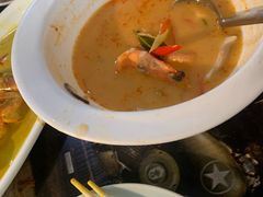 -玖月时尚泰式餐厅