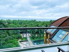 -三亚湾海居铂尔曼度假酒店