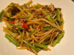 -黄泥岗·地道湖北菜(奥特莱斯店)