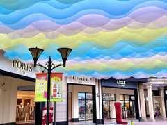 -王府井奥莱临潼小镇(临潼店)