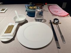 餐具摆设-四季民福烤鸭店(外滩外白渡桥店)