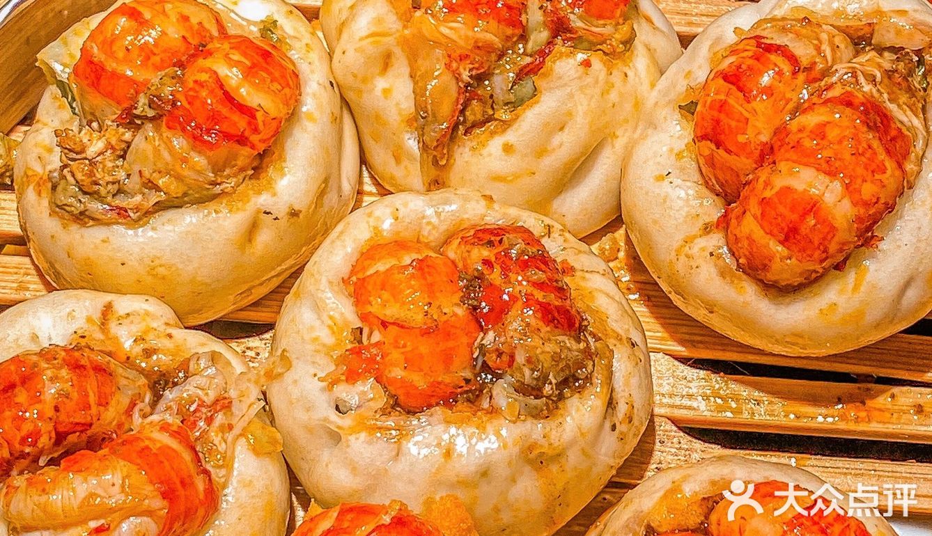 天天排队👭西湖边ju🔥小龙虾🦞新品绝了呀