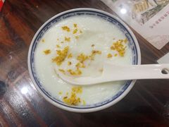 桂花双皮奶-周大娘牛乳(旧寨古村总店)