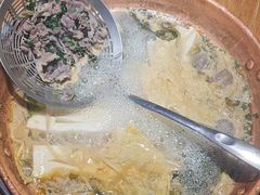 -洱火云南酸菜牛肉火锅(石景山当代商城店)