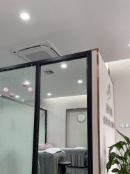 -苗方清颜专业祛痘·皮肤管理