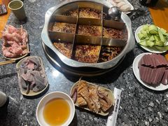 -福满家火锅26年江景(十八梯店)