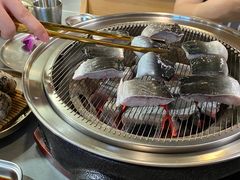 -围炉肉舍•炭烤活鳗•丹东海鲜烤肉(步行街店)