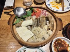 丽江腊排骨锅-一坐一忘云南菜(嘉里中心店)
