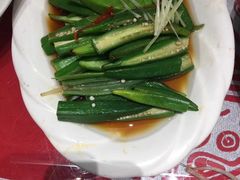 -吴记酱骨炖菜馆(西大直街店)
