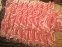 -老牌坊云南鱼豆花火锅(爱建店)