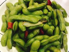 -虾弄弄海派小龙虾·牛羊蝎子火锅